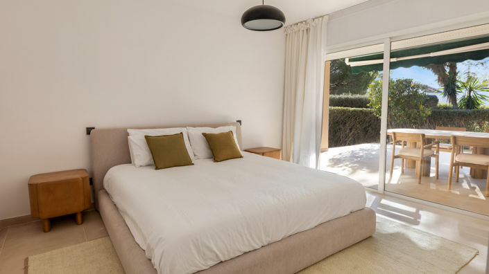 Image No.20-3 Bed Apartment for sale