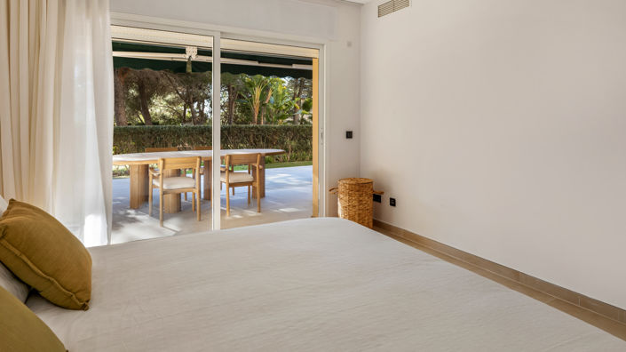 Image No.22-3 Bed Apartment for sale