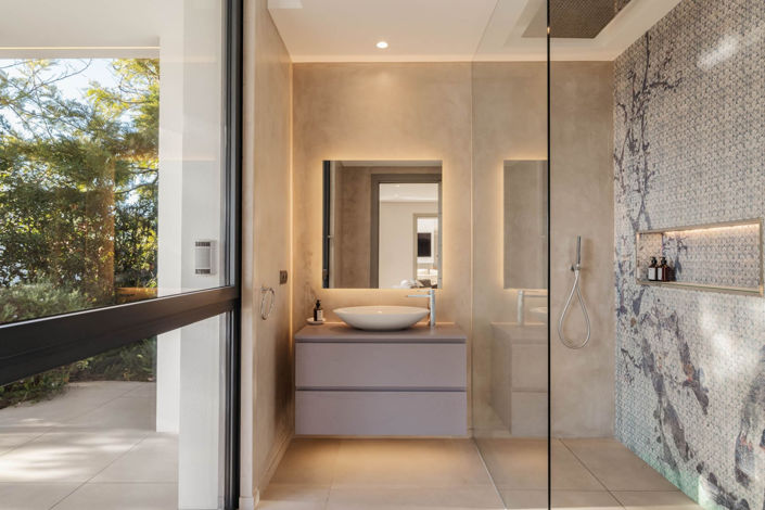 Image No.17-5 Bed Villa for sale