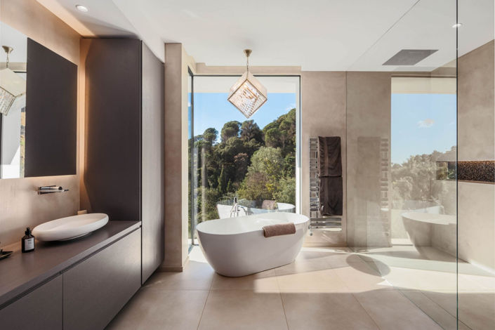 Image No.21-5 Bed Villa for sale