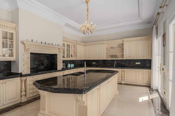 Image No.22-7 Bed Villa for sale