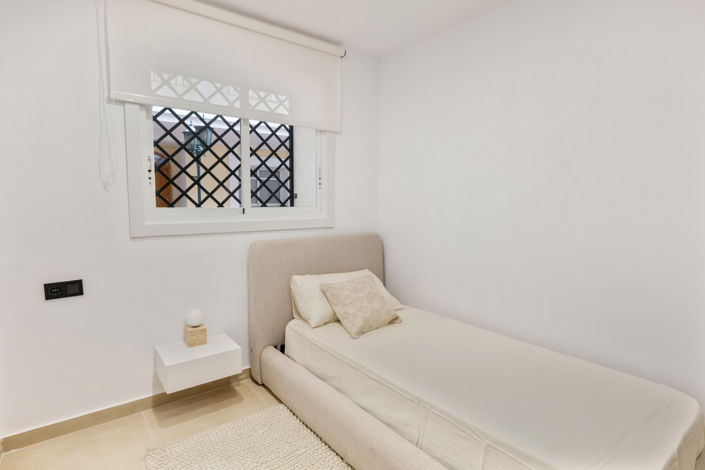 Image No.23-3 Bed Apartment for sale