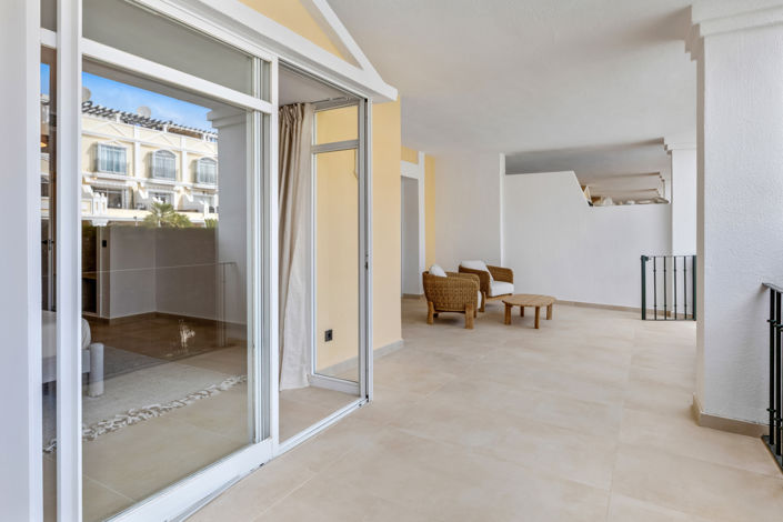 Image No.35-3 Bed Apartment for sale