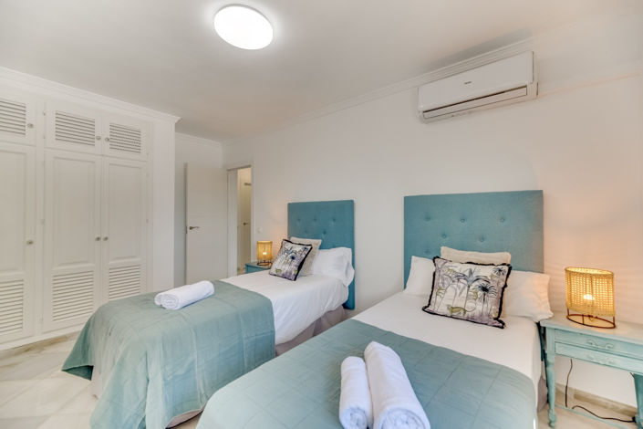 Image No.14-4 Bed Villa for sale