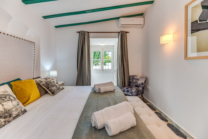 Image No.23-4 Bed Villa for sale