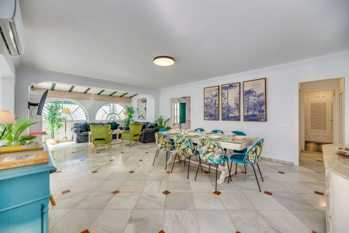 Image No.9-4 Bed Villa for sale