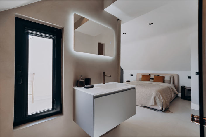 Image No.15-4 Bed House for sale