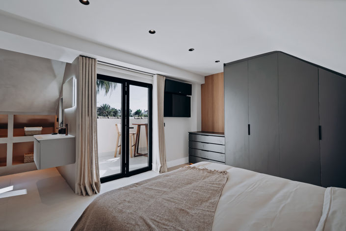 Image No.19-4 Bed House for sale