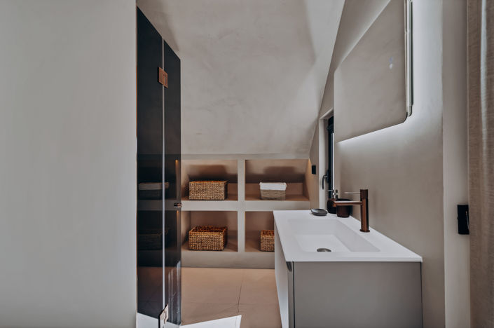 Image No.24-4 Bed House for sale