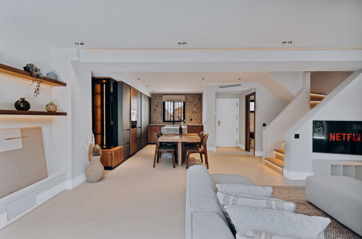 Image No.6-4 Bed House for sale