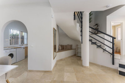 b98le8d7m9k3degpefzhs0lif8u4xzvzhwxtmggyekxx9