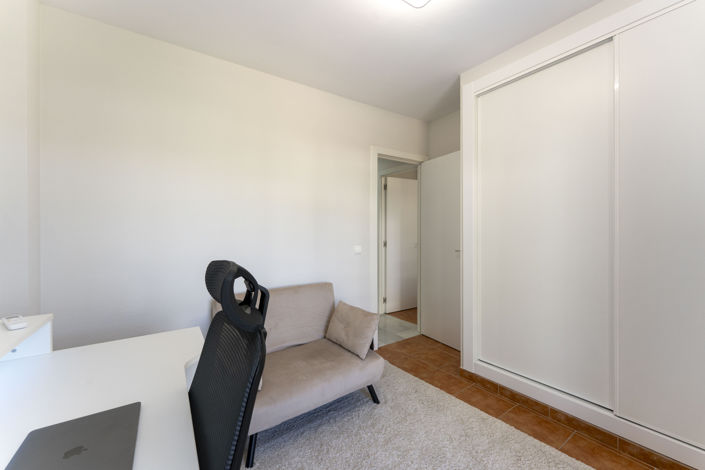 Image No.20-3 Bed Townhouse for sale