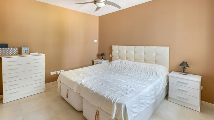 Image No.17-3 Bed Apartment for sale