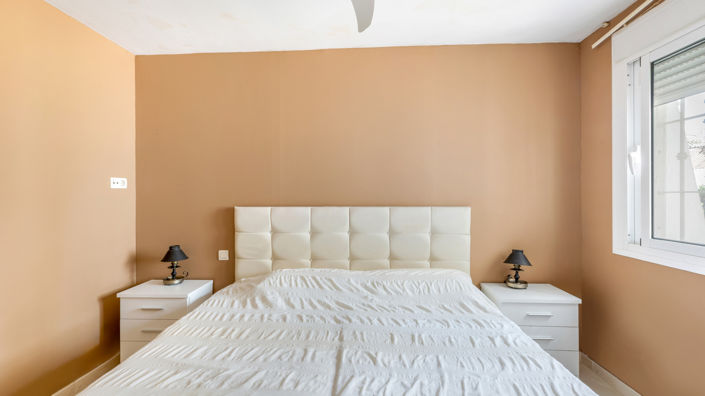 Image No.18-3 Bed Apartment for sale