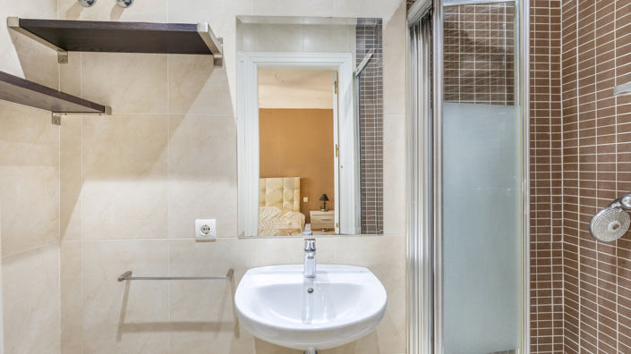 Image No.22-3 Bed Apartment for sale