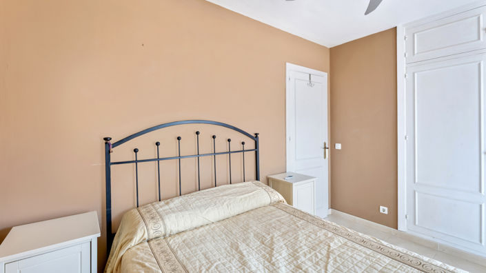 Image No.29-3 Bed Apartment for sale
