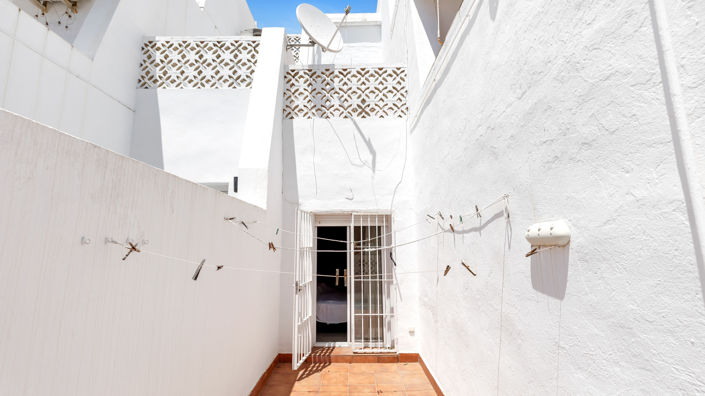 Image No.42-3 Bed Apartment for sale