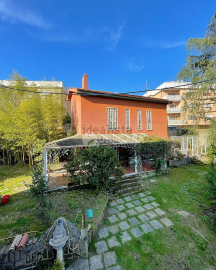 Image No.35-9 Bed Villa for sale