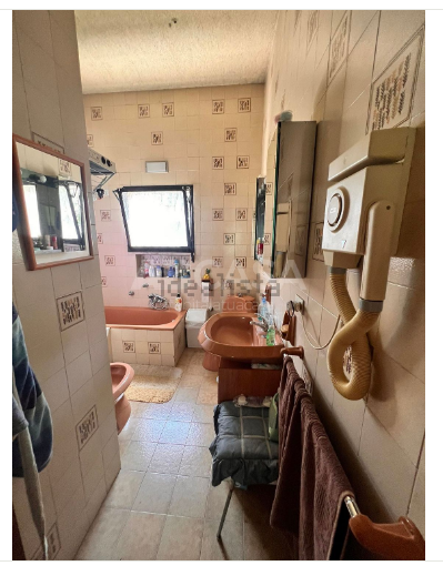 Image No.25-9 Bed Villa for sale