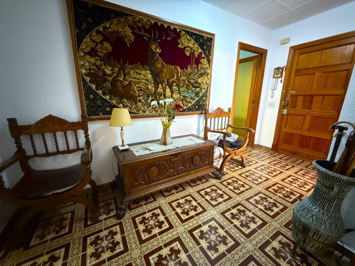 Image No.25-3 Bed Property for sale