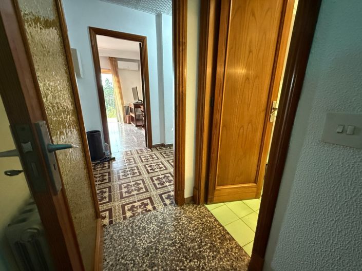 Image No.38-3 Bed Property for sale