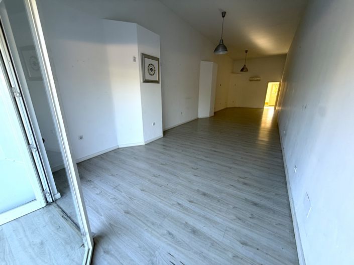 Image No.7-3 Bed Property for sale