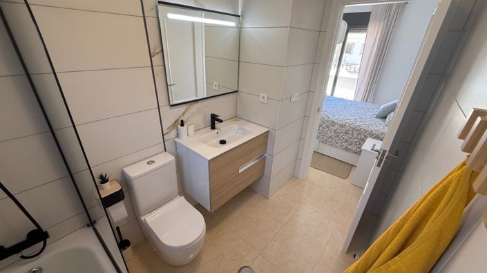 Image No.23-3 Bed Townhouse for sale