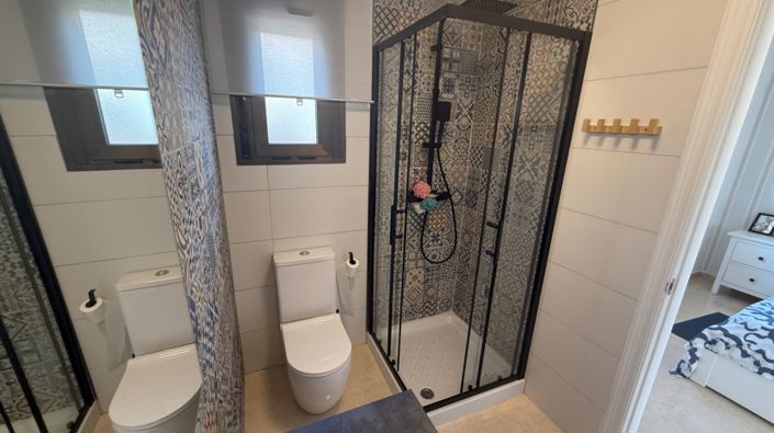 Image No.26-3 Bed Townhouse for sale