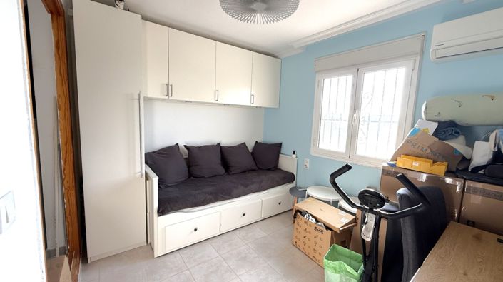 Image No.21-2 Bed House for sale