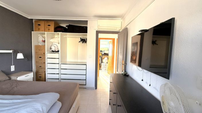 Image No.24-2 Bed House for sale