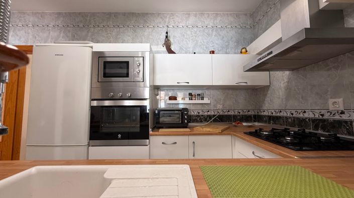 Image No.8-3 Bed Townhouse for sale
