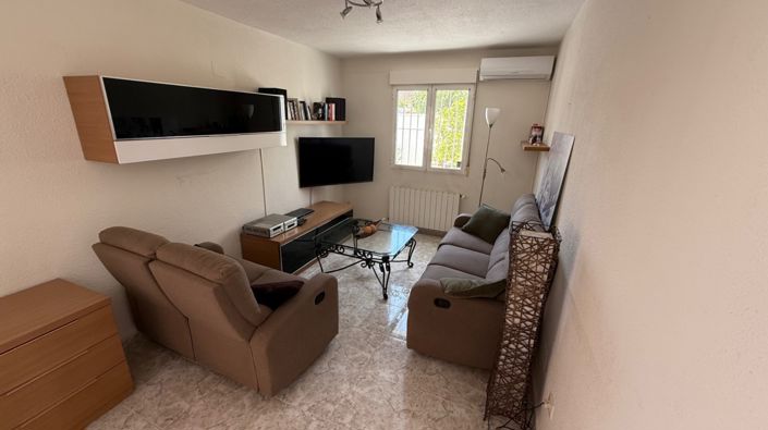 Image No.9-3 Bed Townhouse for sale