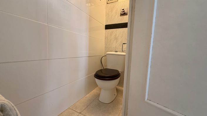 Image No.16-6 Bed Villa for sale