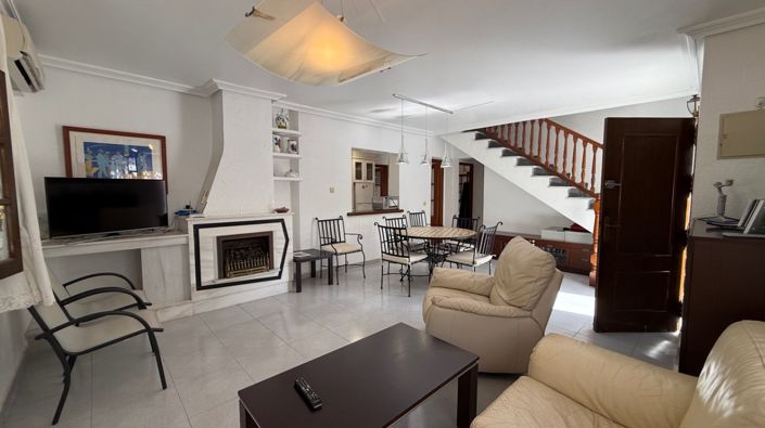 Image No.17-4 Bed Property for sale