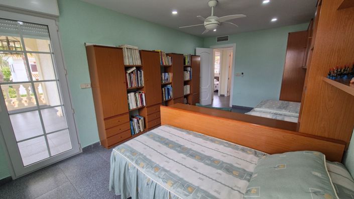 Image No.45-7 Bed Villa for sale