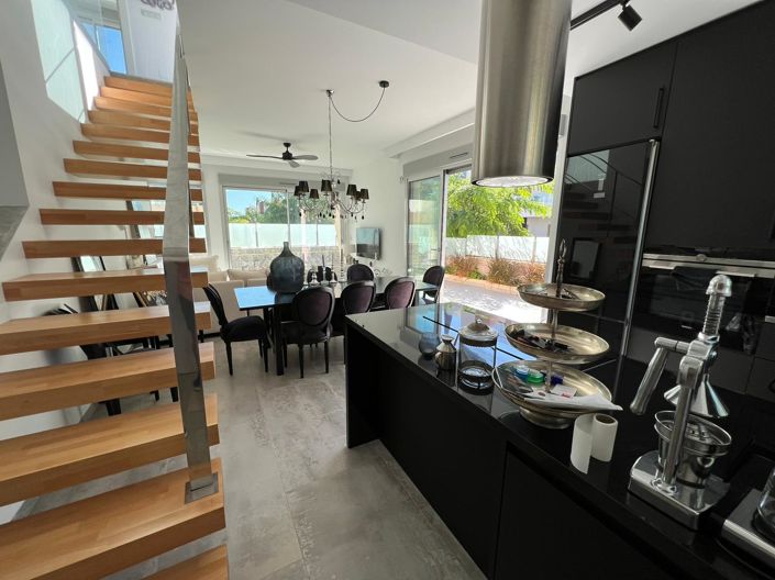 Image No.5-Villa de 3 chambres à vendre à Mil Palmeras