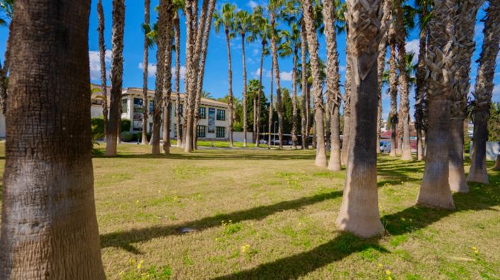 Image No.25-1 Bed Property for sale