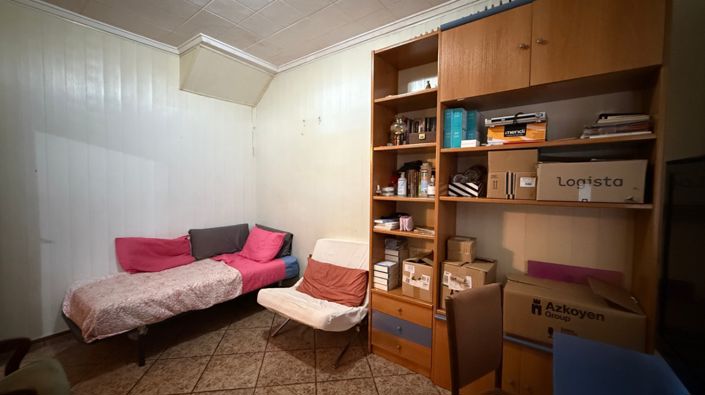 Image No.13-4 Bed Townhouse for sale