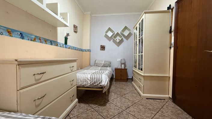 Image No.9-4 Bed Townhouse for sale