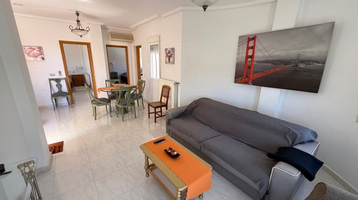 Image No.4-4 Bed Property for sale