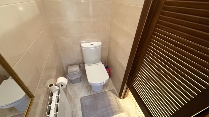 Image No.24-4 Bed Property for sale