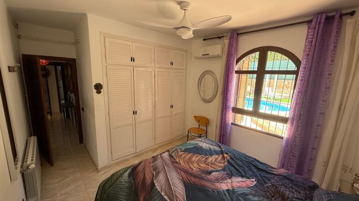 Image No.9-4 Bed Property for sale