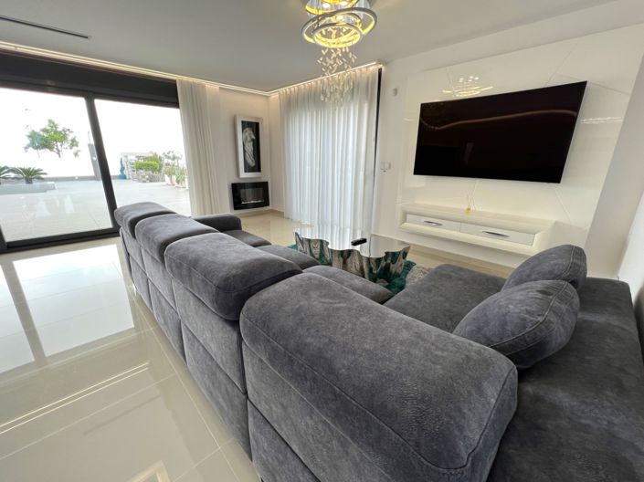 Image No.7-Villa de 5 chambres à vendre à San Miguel de Salinas