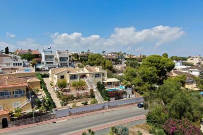 7 Bed Property for sale