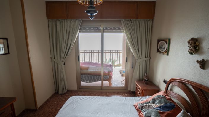 Image No.22-3 Bed Apartment for sale