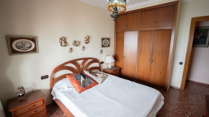 Image No.23-3 Bed Apartment for sale