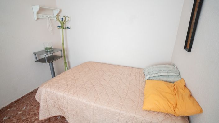 Image No.33-3 Bed Property for sale