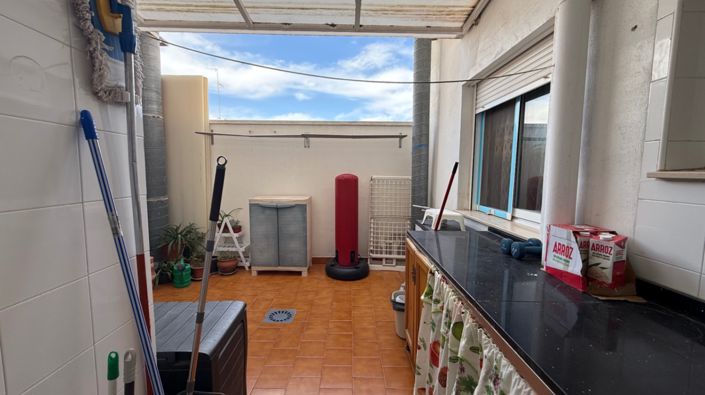 Image No.25-3 Bed Apartment for sale