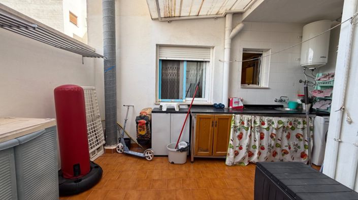 Image No.27-3 Bed Apartment for sale