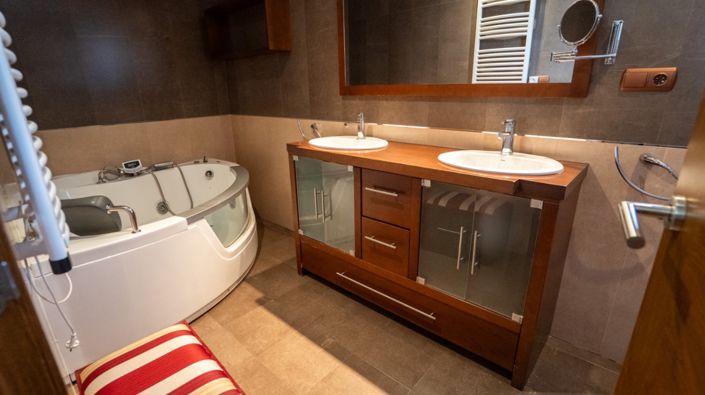 Image No.44-3 Bed Penthouse for sale